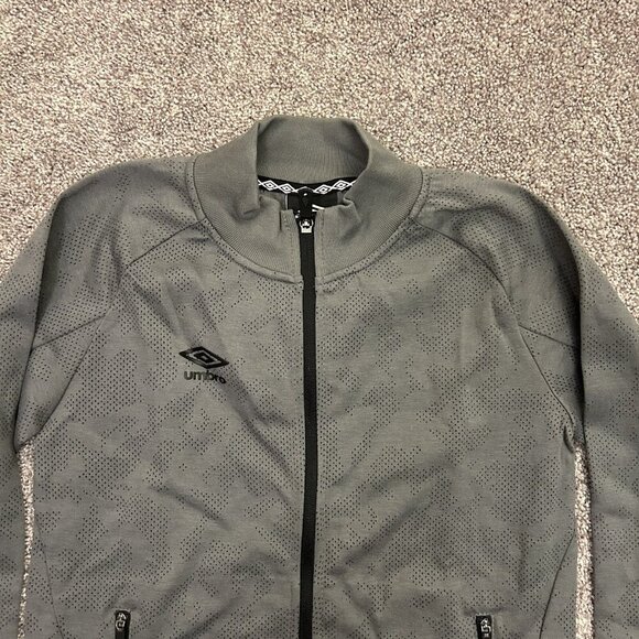 Umbro Kids Tech Soccer Full Zip Jacket Size M (8/10) Gray Zipped Pockets NWT - Picture 8 of 14